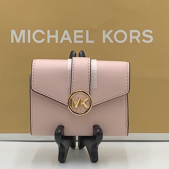 MICHAEL KORS
Carmen Medium Faux Leather Wallet POWDER BLUSH COLOR - Picture 2 of 12